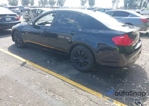 2015 Infiniti Q40 из США, поврежденный, VIN JN1CV6AP7FM580722